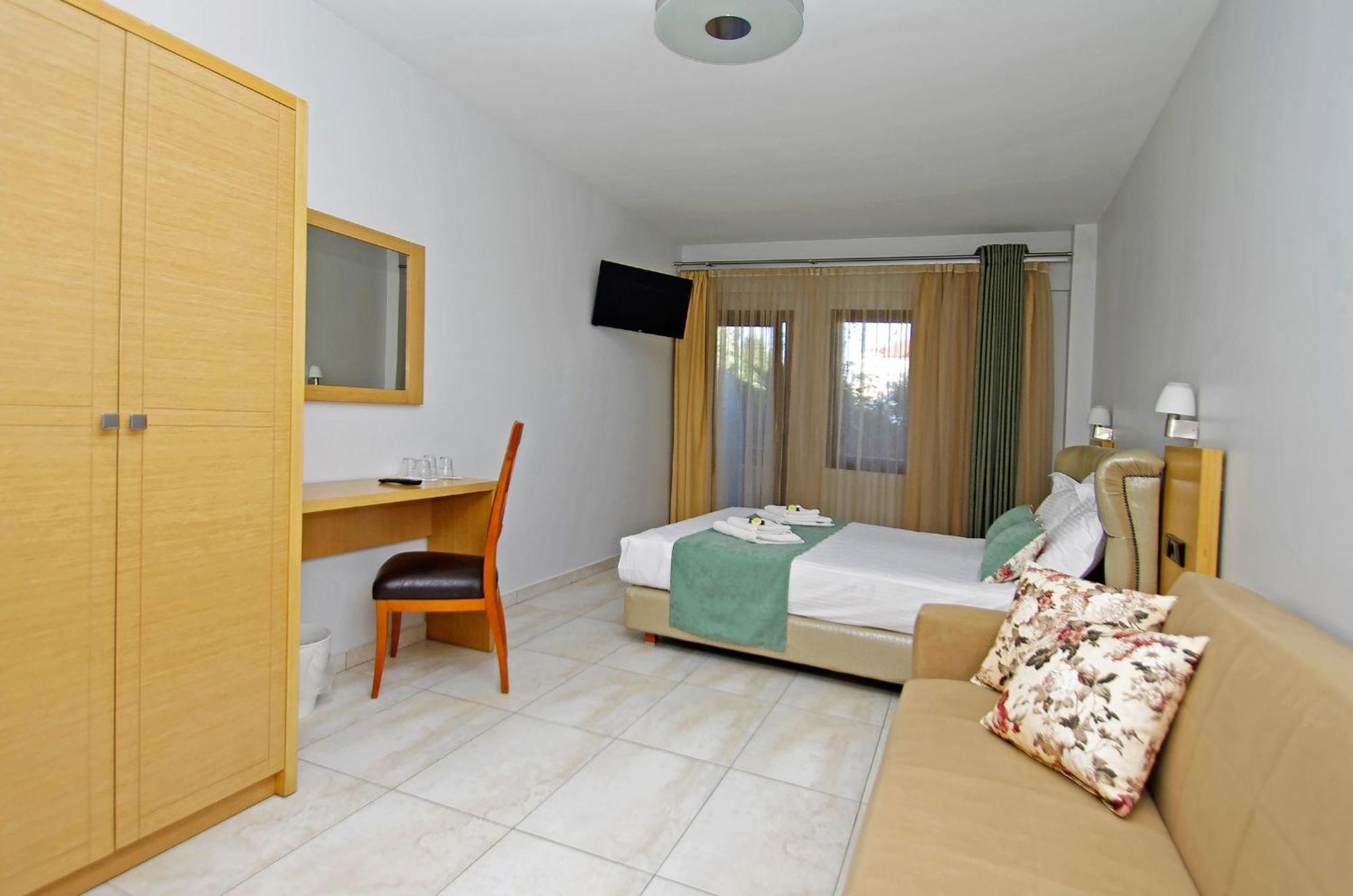 Principal New Leisure Hotel Paralía 외부 사진